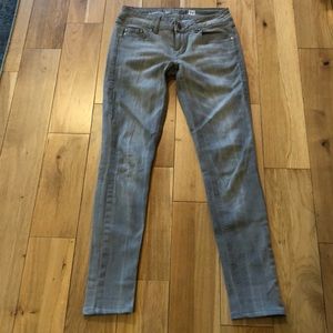 Grey washed jeans
